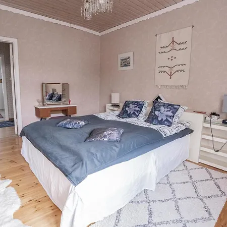 Iso Ja Viihtyisae Asunto Pietarsaaressa