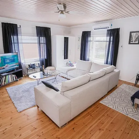 Apartament Iso Ja Viihtyisae Asunto Pietarsaaressa